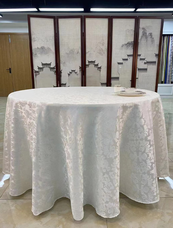 Plain printed tablecloth
